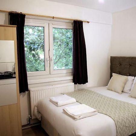 Ensuite With Kitchen Stunning Double-Bed Room In Zone 2 London Luaran gambar