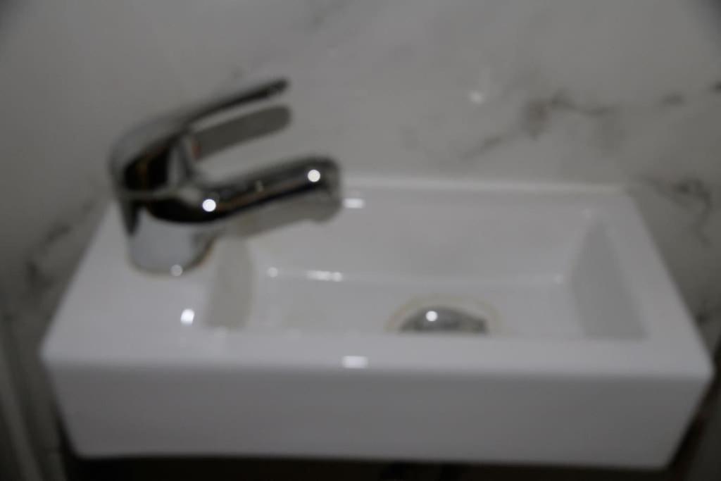 Ensuite With Kitchen Stunning Double-Bed Room In Zone 2 London Luaran gambar